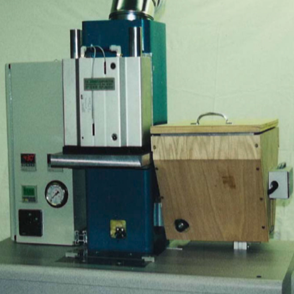 2000 first LPM MoldMan Machine
